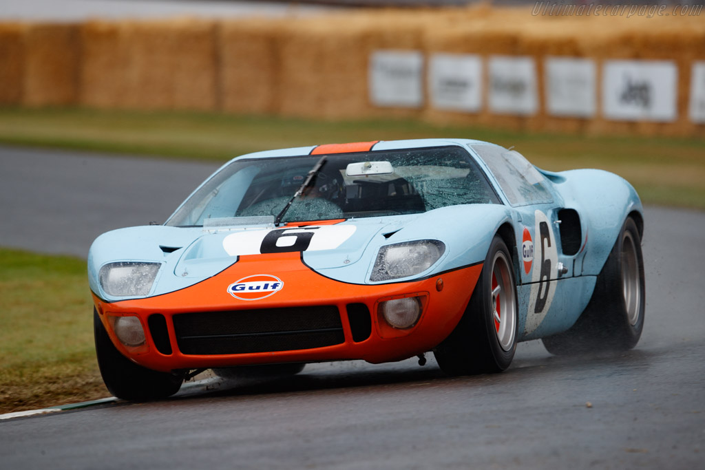 Ford-GT40-Mk-I-Gulf-149046.jpg