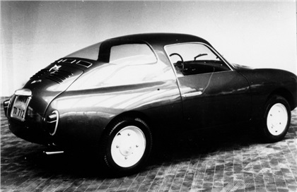 1957_Zagato_Fiat_Abarth_500_GT_Coupe_06.jpg